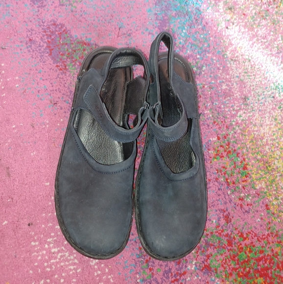 Ecco Women Nubuck Slingback Shoes - Picture 1 of 2